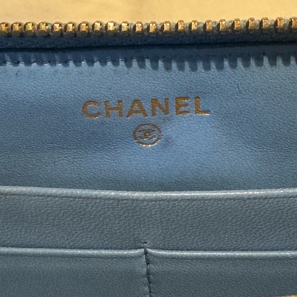 Chanel Valentine Zip Around Wallet - Picture 9 of 13